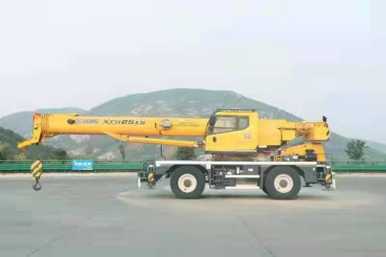 ⚡Купить Самоходный внедорожный короткобазный кран 25t XCMG XCR25L5 от официального дистрибьютора XCMG в Украине ⚡ Купить по самой низкой цене ⚡Отдел продаж ⚡+38(095)457-00-44 ⚡+38(067)457-00-44